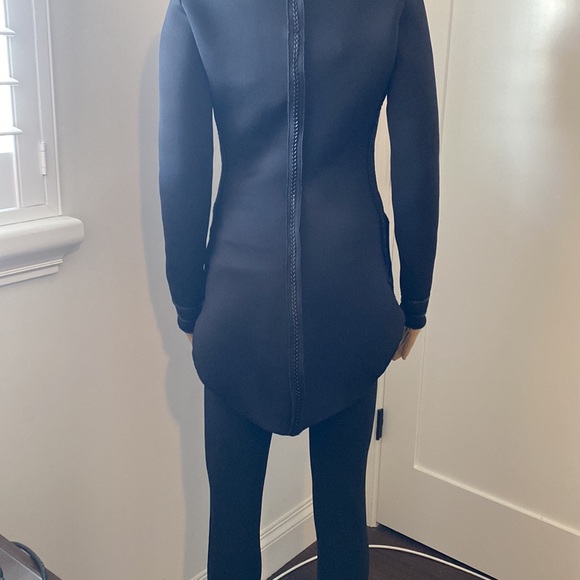 Sohung Designs New York. Size Small. Black Tuxedo Jacket. Double zipper. WOW - Picture 7 of 8